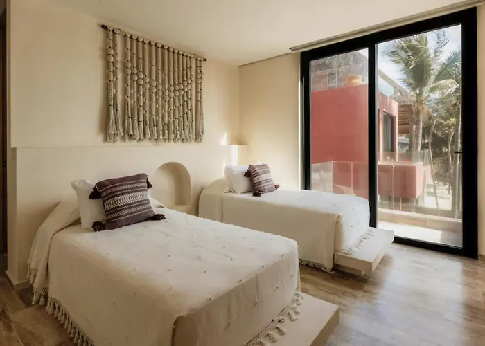 Beachfront Hacienda For 24 Guests In Villa Tulum
