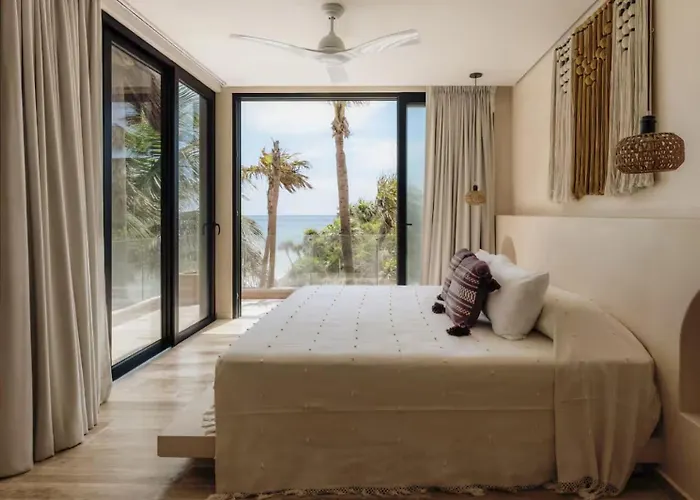 Beachfront Hacienda For 24 Guests In Villa Tulum